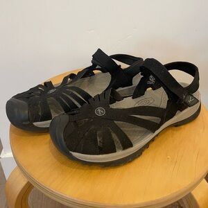 Keen hiking sandals